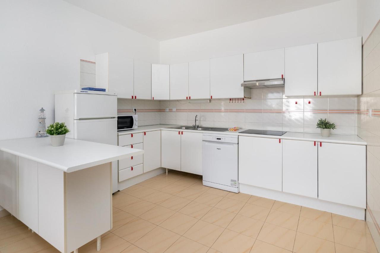 Acqua Vista Family Apartment - 200M From Beach Porches  Zewnętrze zdjęcie