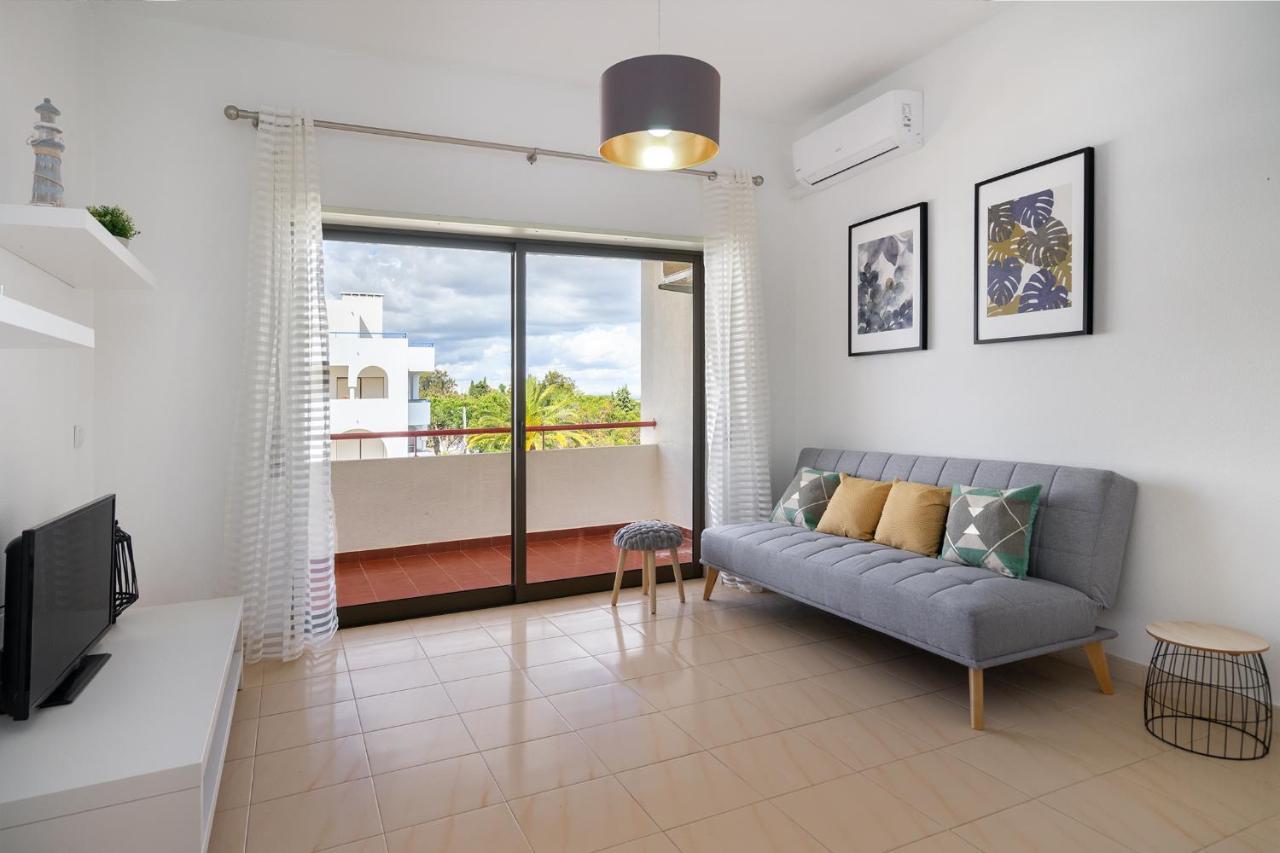 Acqua Vista Family Apartment - 200M From Beach Porches  Zewnętrze zdjęcie
